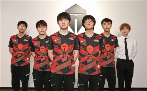 基维奥尔与 基维奥尔与