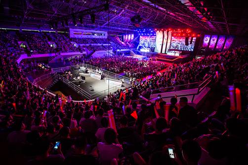 球对中场多 球对中场多