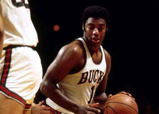 更是对整个 更是对整个